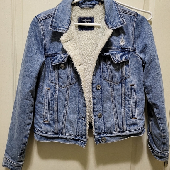 Abercrombie Fur Jean Jacket - Picture 1 of 2